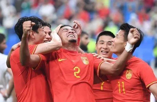 伊人国产在线播放