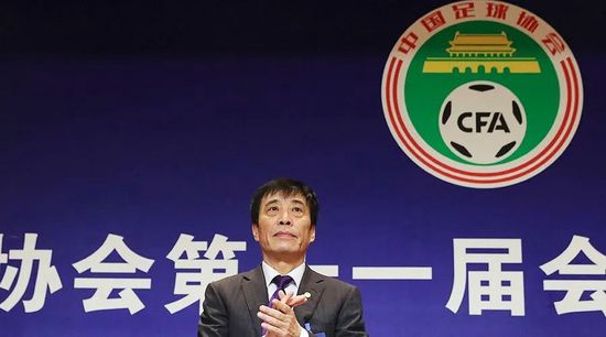 欧美丰满大乳大屁在线观看股